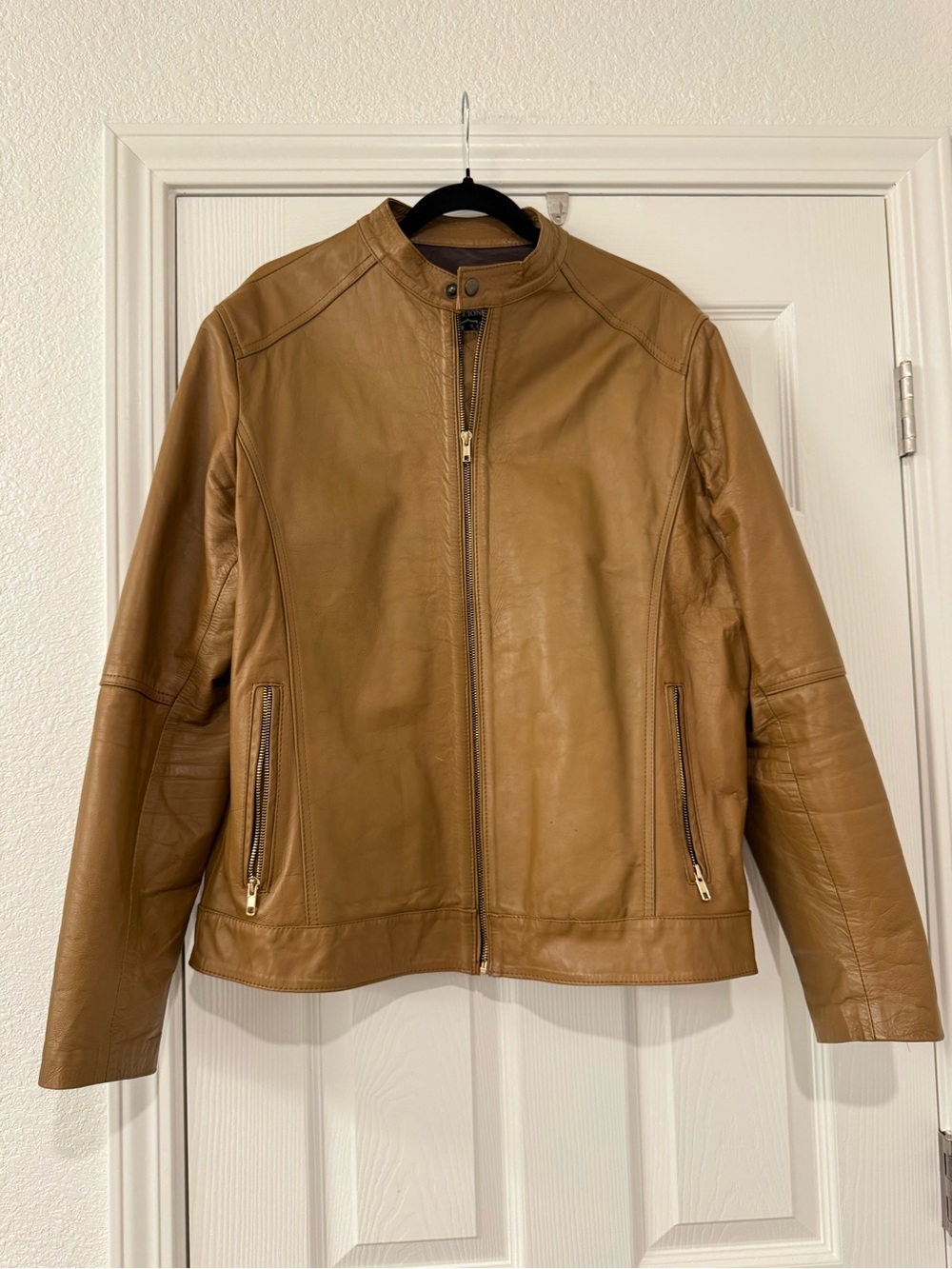 Men 100% Leather Zip Front Jacket